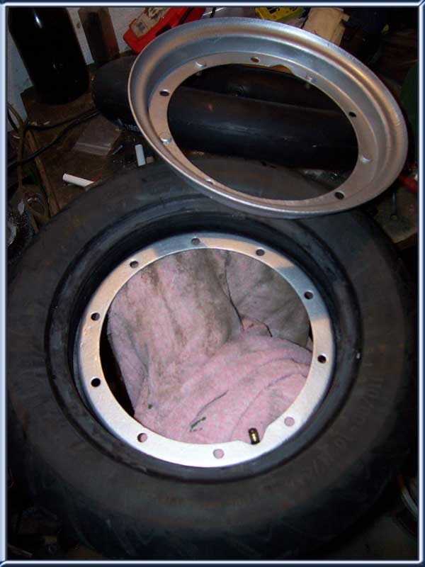 Montage Felgen Piaggio SKR Quatz in Sfera NSL RST