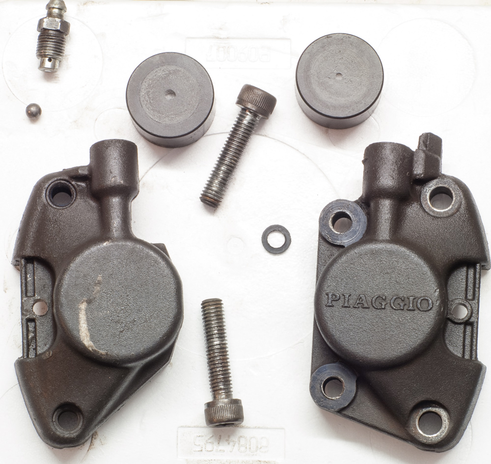 Piaggio Sfera Bremszange zerlegt reinigen