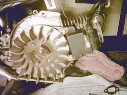 Minibike Zylinder demontieren 