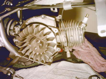 Minibike Zylinder demontieren 