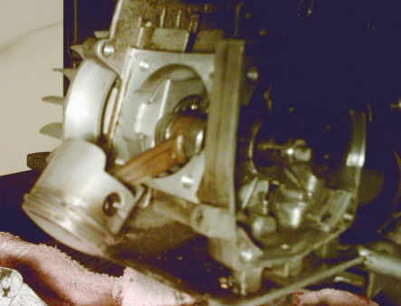 Minibike Zylinder demontieren 