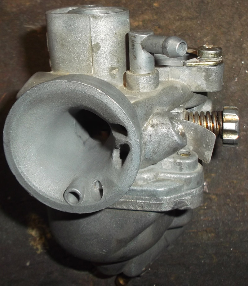 Schwimmerkammerventil bearbeiten