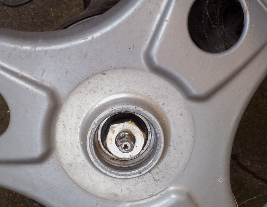 Piaggio Sfera NSL Vorderrad abbauen demonate Bremsen