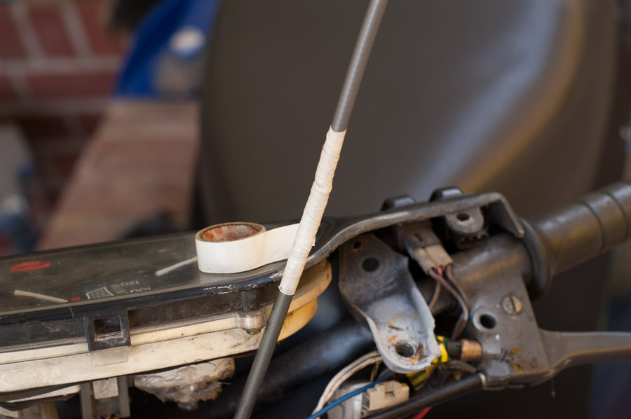 Wechsel Tachowelle Piaggio Sfera Bild