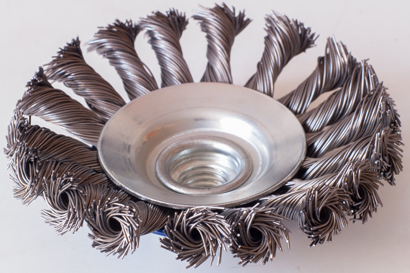 Kegelbuerste fuer den Winkelschleifer